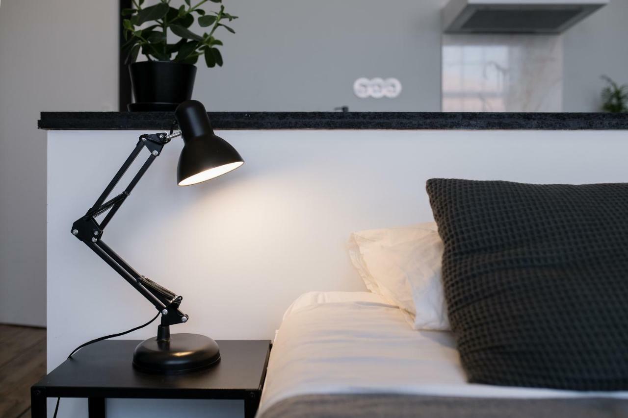 Baixa24 •P2R• Bright Apt In Vibrant Downtown ปอร์โต ภายนอก รูปภาพ