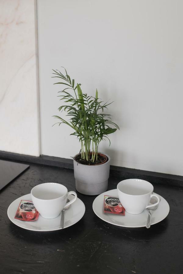 Baixa24 •P2R• Bright Apt In Vibrant Downtown ปอร์โต ภายนอก รูปภาพ