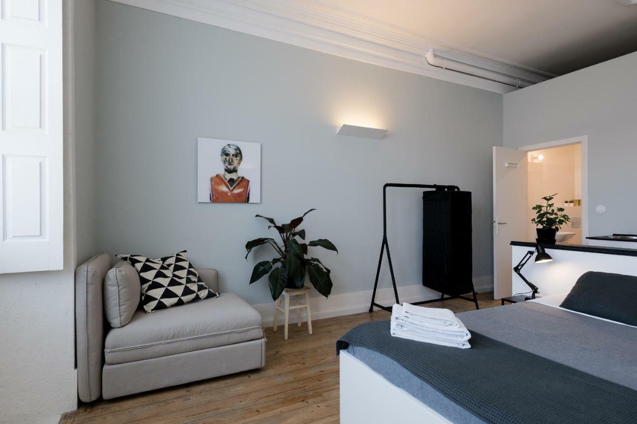 Baixa24 •P2R• Bright Apt In Vibrant Downtown ปอร์โต ภายนอก รูปภาพ
